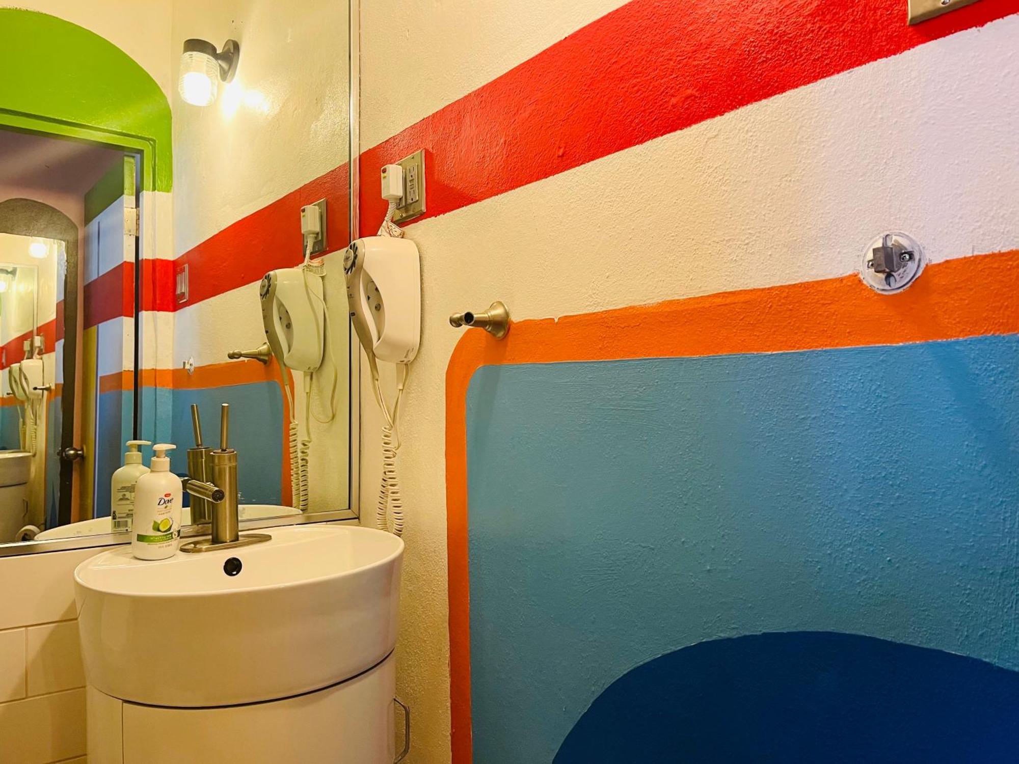 Lower Price, More Style, Discount Studio In San Juan,Pr, Beach, Free Bikes (Adults Only) Eksteriør bilde