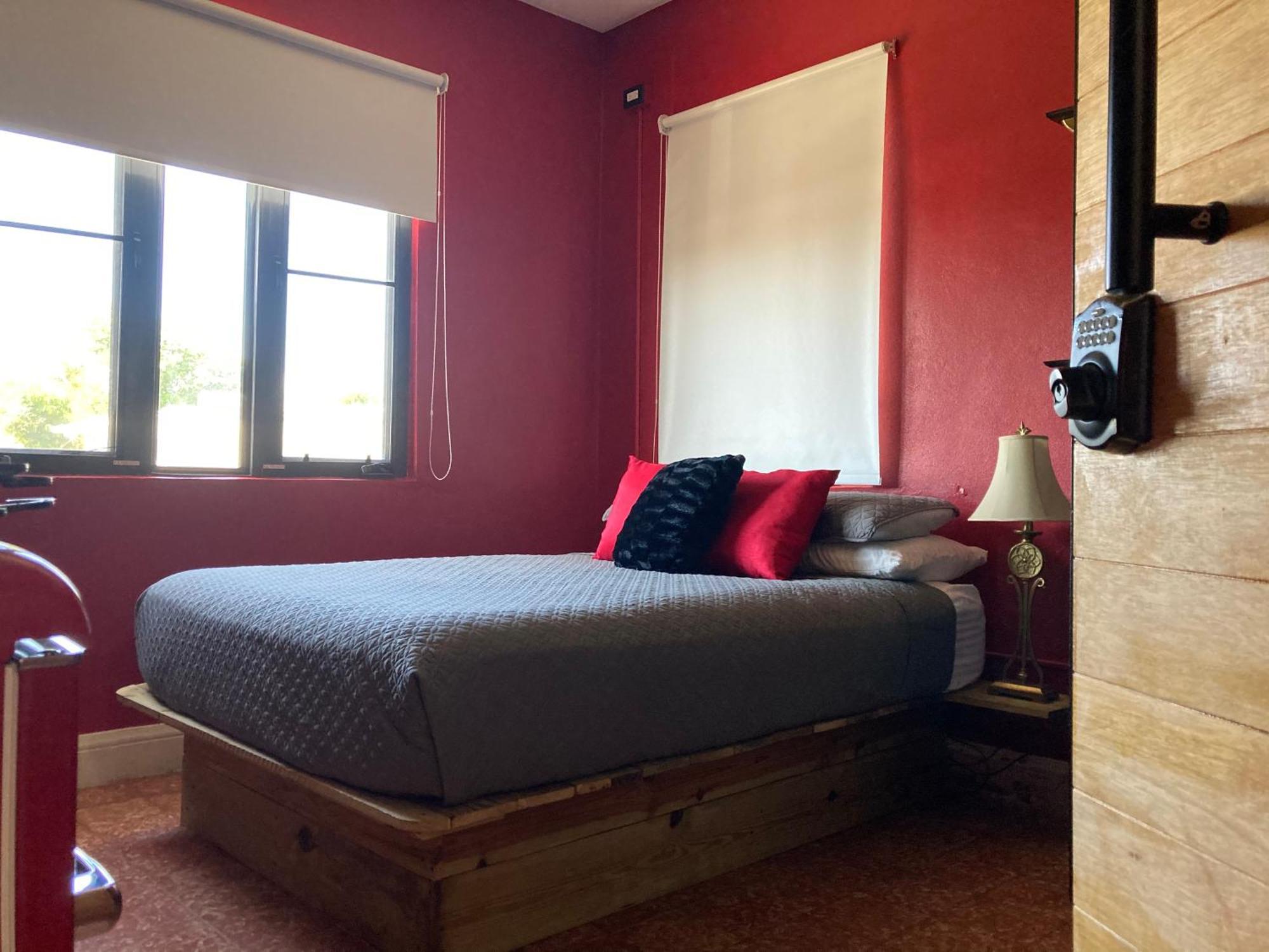 Lower Price, More Style, Discount Studio In San Juan,Pr, Beach, Free Bikes (Adults Only) Eksteriør bilde