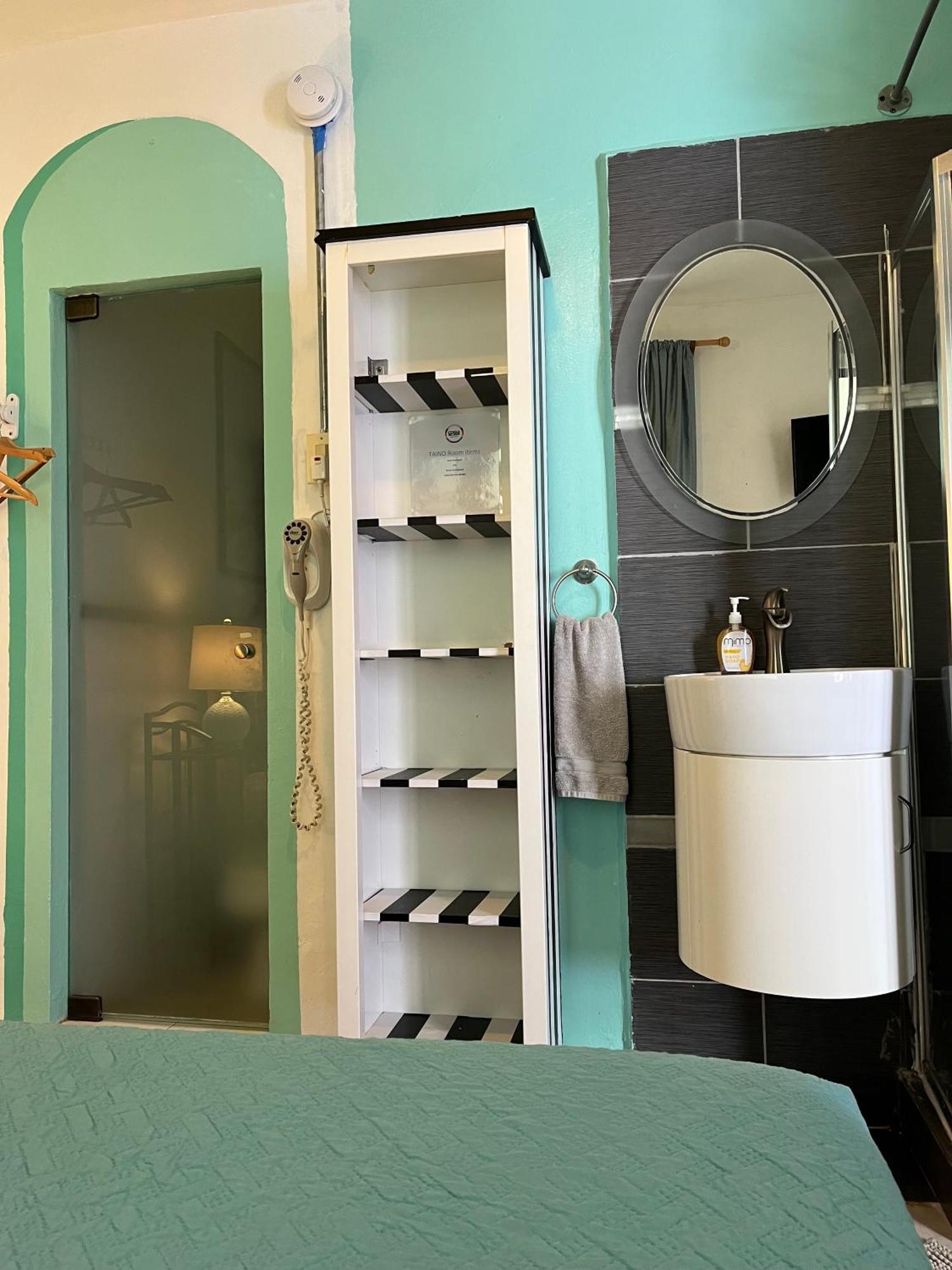 Lower Price, More Style, Discount Studio In San Juan,Pr, Beach, Free Bikes (Adults Only) Eksteriør bilde